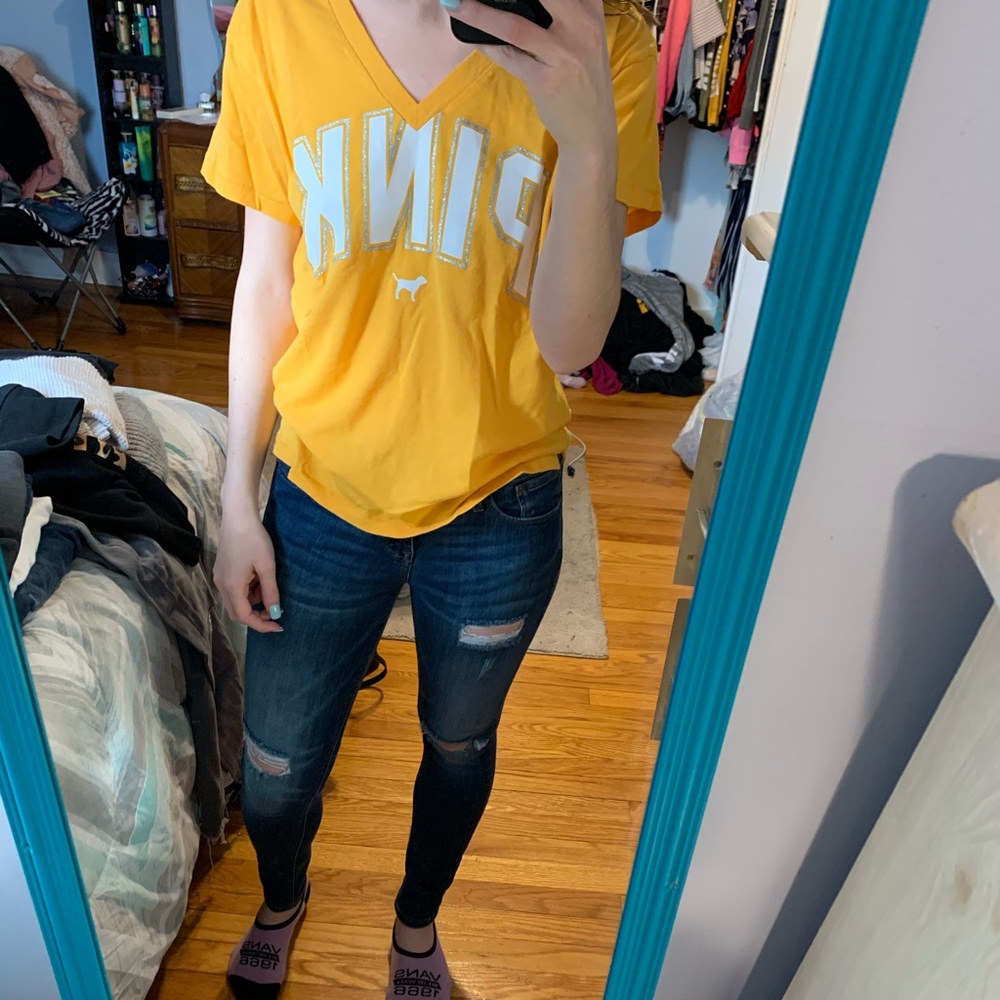 VS PINK Short sleeve tee